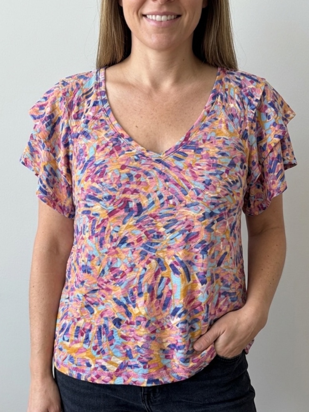 Democracy Abstract Print V-Neck Flutter Sleeve Top L